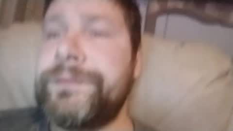 Snapshot of hungguy288889 chatting on 12/20/24, 03:47 hungguy288889 online show from 12/20/24, 03:47