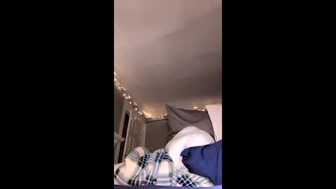 hungitalian40 online show from 03/28/26, 05:18