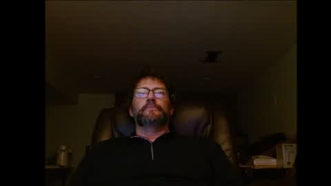 Snapshot of hunglonelyguy chatting on 06/30/26, 03:18 LonelyGuy online show from 06/30/26, 03:18