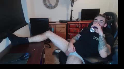 hungmtnman2256 online show from 03/15/26, 05:02