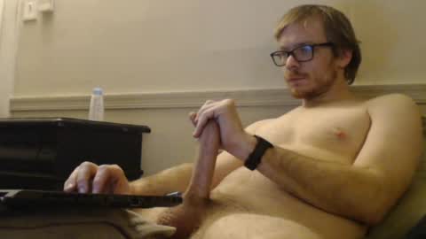 Snapshot of hungmysterio chatting on 02/28/25, 02:09 HungMysterio online show from 02/28/25, 02:09