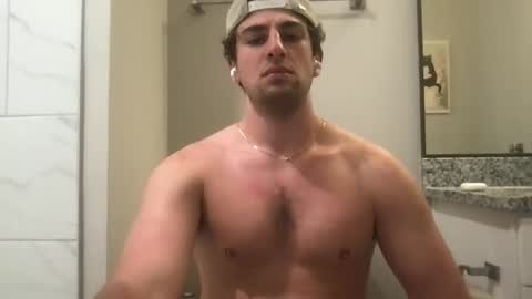 Snapshot of hungnhornystud chatting on 03/11/26, 06:36 hungnhornystud online show from 03/11/26, 06:36