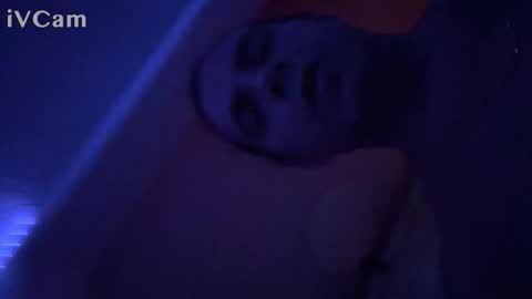 Snapshot of hungpiercedcock chatting on 11/21/25, 06:12 Mr. Dom online show from 11/21/25, 06:12