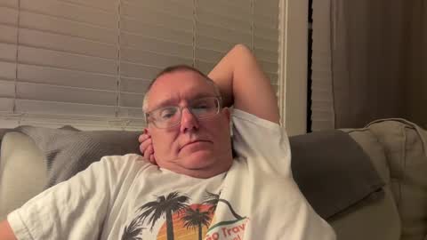 AARON online show from 10/31/25, 05:19