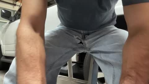 HungRowdyCowboy online show from 05/31/26, 07:37