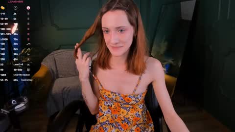 Snapshot of hungry_kitty66 chatting on 01/02/25, 04:46 Kitty online show from 01/02/25, 04:46