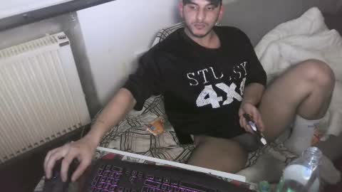 LittleDevilXo1999 online show from 12/22/25, 05:54