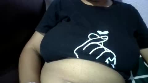 hungrypussy246688 online show from 05/31/26, 08:43