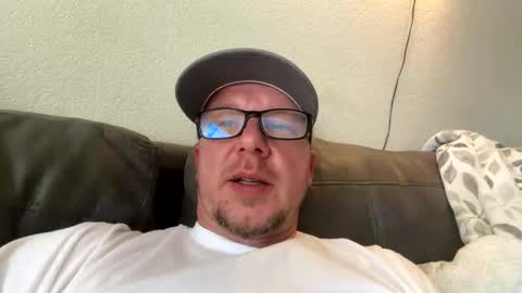 HuingsingleDad79 online show from 05/13/26, 08:06