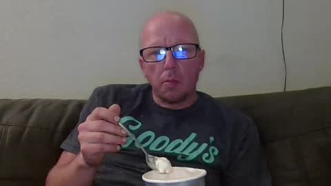 HuingsingleDad79 online show from 07/30/26, 08:35