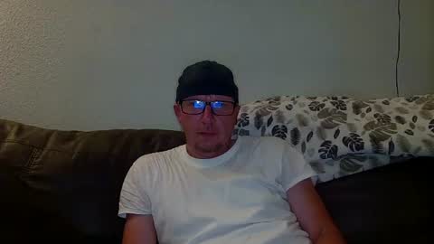 HuingsingleDad79 online show from 08/01/26, 12:15