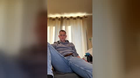 HungTeaseX online show from 04/17/26, 04:54