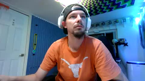 Snapshot of hungtxcock92 chatting on 03/15/26, 12:11 hungtxcock92 online show from 03/15/26, 12:11