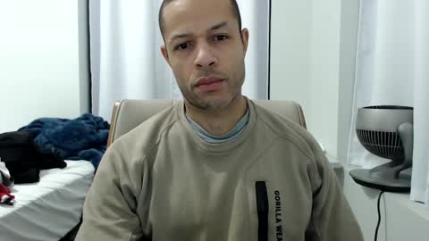 Snapshot of hungxpert chatting on 03/11/25, 07:37 hungxpert online show from 03/11/25, 07:37
