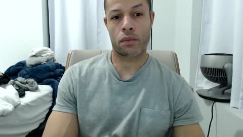 Snapshot of hungxpert chatting on 03/12/25, 03:24 hungxpert online show from 03/12/25, 03:24