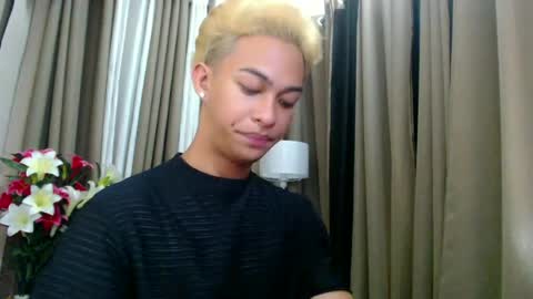 Snapshot of hunk_edward chatting on 06/21/26, 06:27 hunk_edward online show from 06/21/26, 06:27