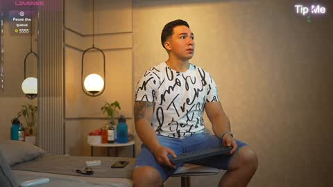 Snapshot of hunk_ryan chatting on 01/02/25, 02:35 hunk_ryan online show from 01/02/25, 02:35
