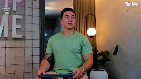 Snapshot of hunk_ryan chatting on 01/20/25, 01:18 hunk_ryan online show from 01/20/25, 01:18