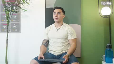 Snapshot of hunk_ryan chatting on 02/11/25, 12:48 hunk_ryan online show from 02/11/25, 12:48