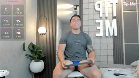 Snapshot of hunk_ryan chatting on 02/25/25, 12:24 hunk_ryan online show from 02/25/25, 12:24