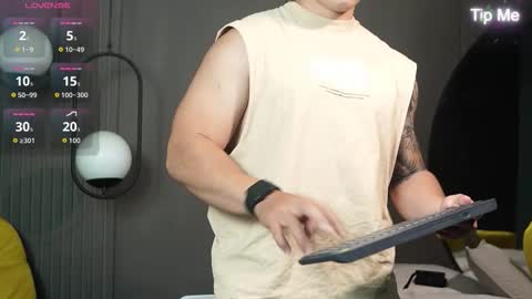 Snapshot of hunk_ryan chatting on 09/28/25, 07:52 hunk_ryan online show from 09/28/25, 07:52