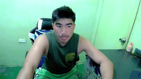 Snapshot of hunkfireman chatting on 07/15/26, 11:32 ADAM online show from 07/15/26, 11:32