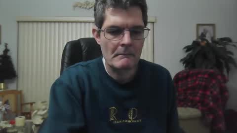 hunkmasclefad458 online show from 12/30/24, 05:48