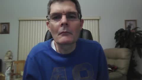 hunkmasclefad458 online show from 02/02/25, 05:42