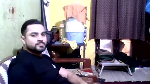 Snapshot of hunkster102 chatting on 02/01/25, 05:49 hunkster102 online show from 02/01/25, 05:49