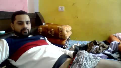 Snapshot of hunkster102 chatting on 02/08/25, 06:01 hunkster102 online show from 02/08/25, 06:01