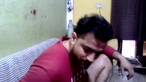 Snapshot of hunkster102 chatting on 02/15/25, 09:16 hunkster102 online show from 02/15/25, 09:16