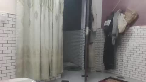 hunkster102 online show from 03/25/26, 01:39