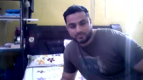 Snapshot of hunkster102 chatting on 04/30/26, 02:23 hunkster102 online show from 04/30/26, 02:23
