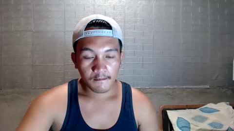 hunkylloyd online show from 12/19/25, 02:18