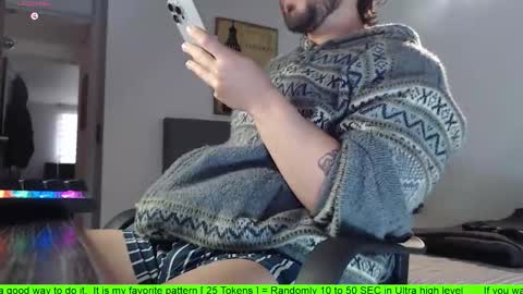   online show from 10/03/25, 01:41