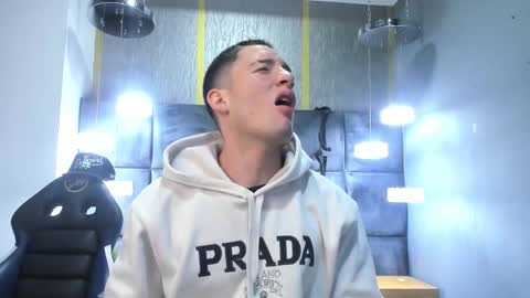 hunterheat_ online show from 03/19/26, 11:58