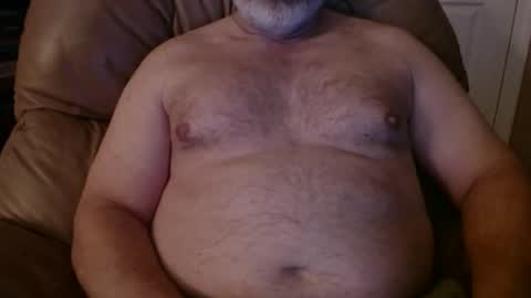 Snapshot of huntermark1 chatting on 11/02/25, 03:20 huntermark1 online show from 11/02/25, 03:20