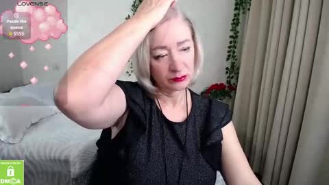 Snapshot of hunters_woman chatting on 11/07/25, 02:28 Irena online show from 11/07/25, 02:28