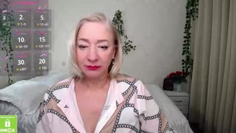 Snapshot of hunters_woman chatting on 11/13/25, 03:11 Irena online show from 11/13/25, 03:11