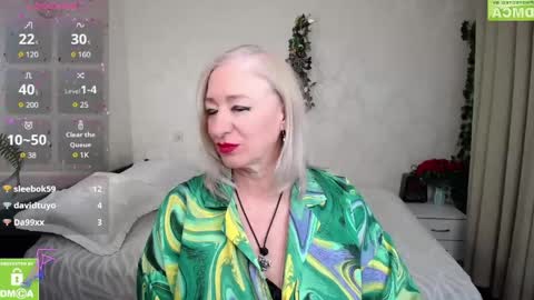 Snapshot of hunters_woman chatting on 04/20/26, 09:27 Irena online show from 04/20/26, 09:27
