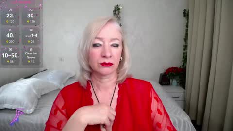 Snapshot of hunters_woman chatting on 05/21/26, 07:21 Irena online show from 05/21/26, 07:21