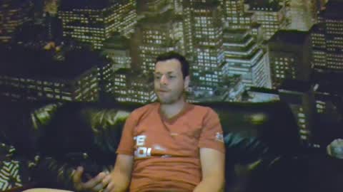 Snapshot of hurley7890 chatting on 06/15/26, 01:41 hurley7890 online show from 06/15/26, 01:41