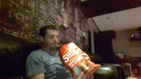 Snapshot of hurley7890 chatting on 07/10/26, 02:49 hurley7890 online show from 07/10/26, 02:49