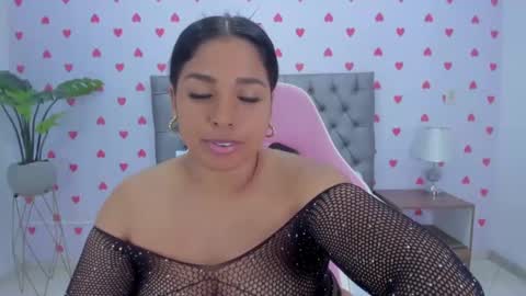 Snapshot of hurrem_had chatting on 03/05/25, 02:36 H U R R E M online show from 03/05/25, 02:36