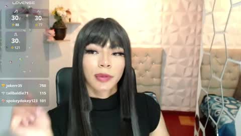 Snapshot of hurremcan_ chatting on 02/05/25, 06:59 Hurrem online show from 02/05/25, 06:59
