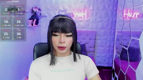 Snapshot of hurremcan_ chatting on 03/05/25, 01:06 Hurrem online show from 03/05/25, 01:06