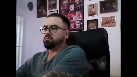 hurtadodirector online show from 04/28/26, 01:15