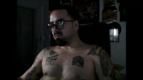 Snapshot of hurtadodirector chatting on 06/09/26, 05:52 hurtadodirector online show from 06/09/26, 05:52