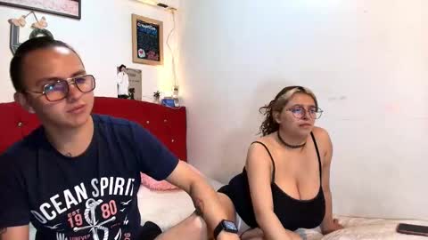 Snapshot of husbands_horny chatting on 10/13/25, 10:15 husbands_horny online show from 10/13/25, 10:15