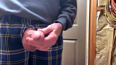 Snapshot of huskey300 chatting on 02/02/25, 02:56 huskey300 online show from 02/02/25, 02:56